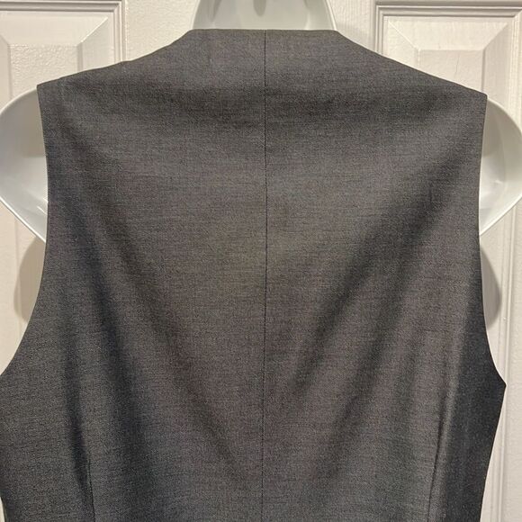 Guess Unisex Charcoal Grey Lined Button Closure Vest Size XS - Picture 8 of 14
